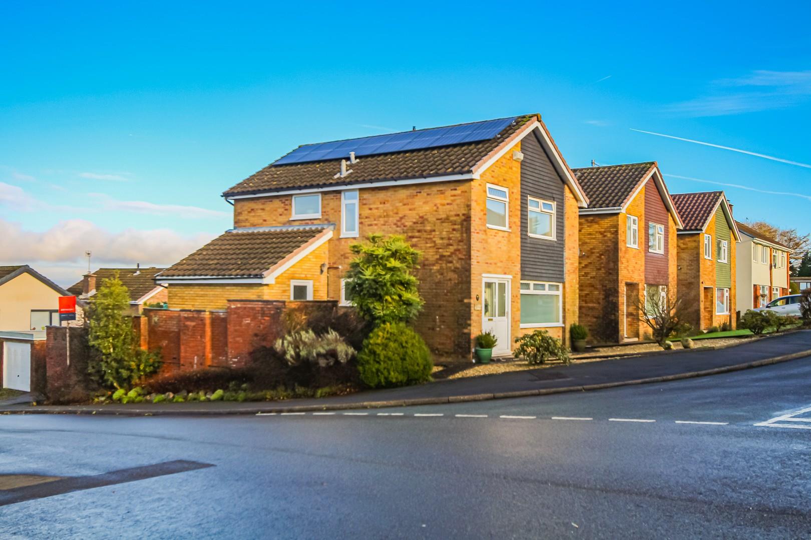 Pen-Yr-Allt, Caerphilly, CF83 1NP